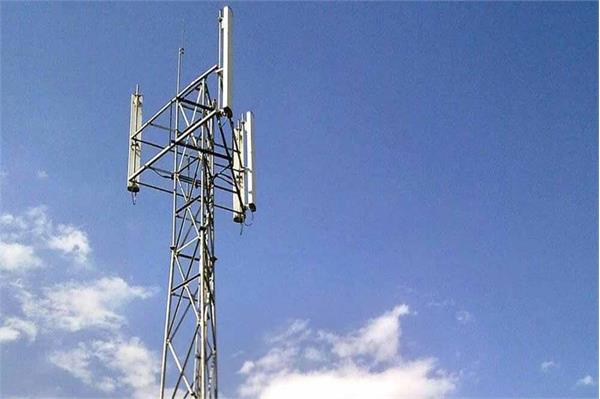 راه‌اندازی سایت جدید ارتباطی همراه اول در روستای اوچان طالقان از محل اعتبارات طرح توسعه روستایی وزارت