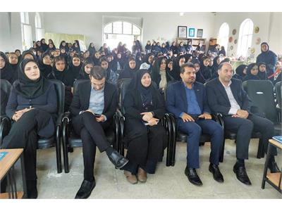 طرح «ایران دیجیتال» گامی مؤثر در توسعه مهارت‌آموزی و پرورش استعدادهای دانش‌آموزان است